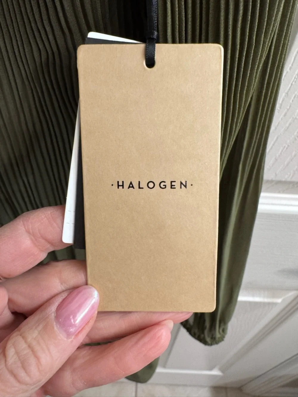 Halogen Olive Green Pleated Long-Sleeve Dress - Picture 5 of 6